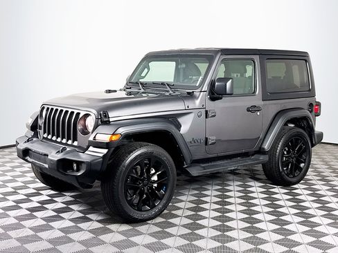 Used 2023 Jeep Wrangler Sport image 4