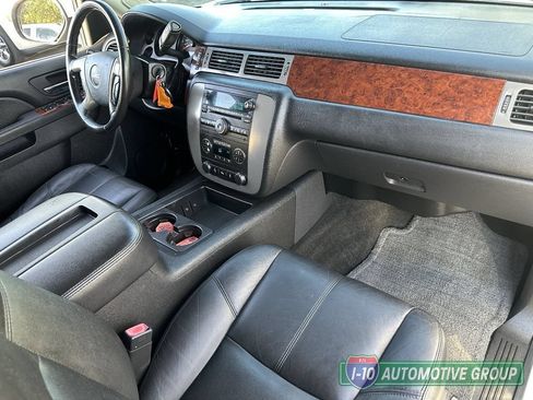 Used 2014 GMC Yukon XL SLT AWD/4WD image 12