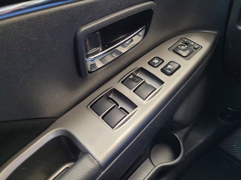 Used 2020 Mitsubishi Outlander Sport SE AWD/4WD image 27