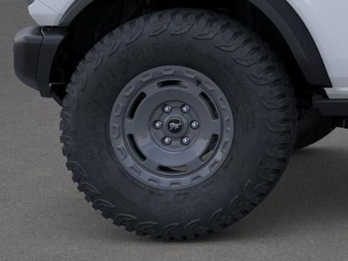 New 2025 Ford Bronco Badlands image 21