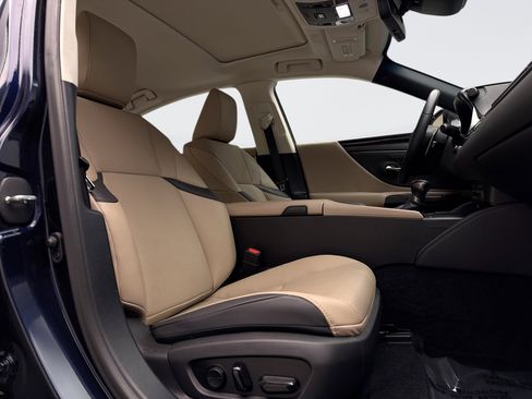 Used 2020 Lexus ES 300h 300H NAVIGATION image 19