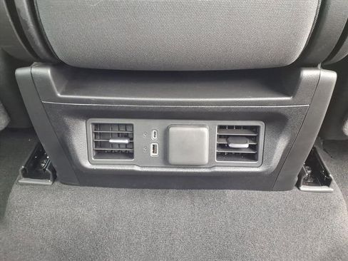 Used 2026 Chevrolet Silverado 1500 LT AWD/4WD image 14