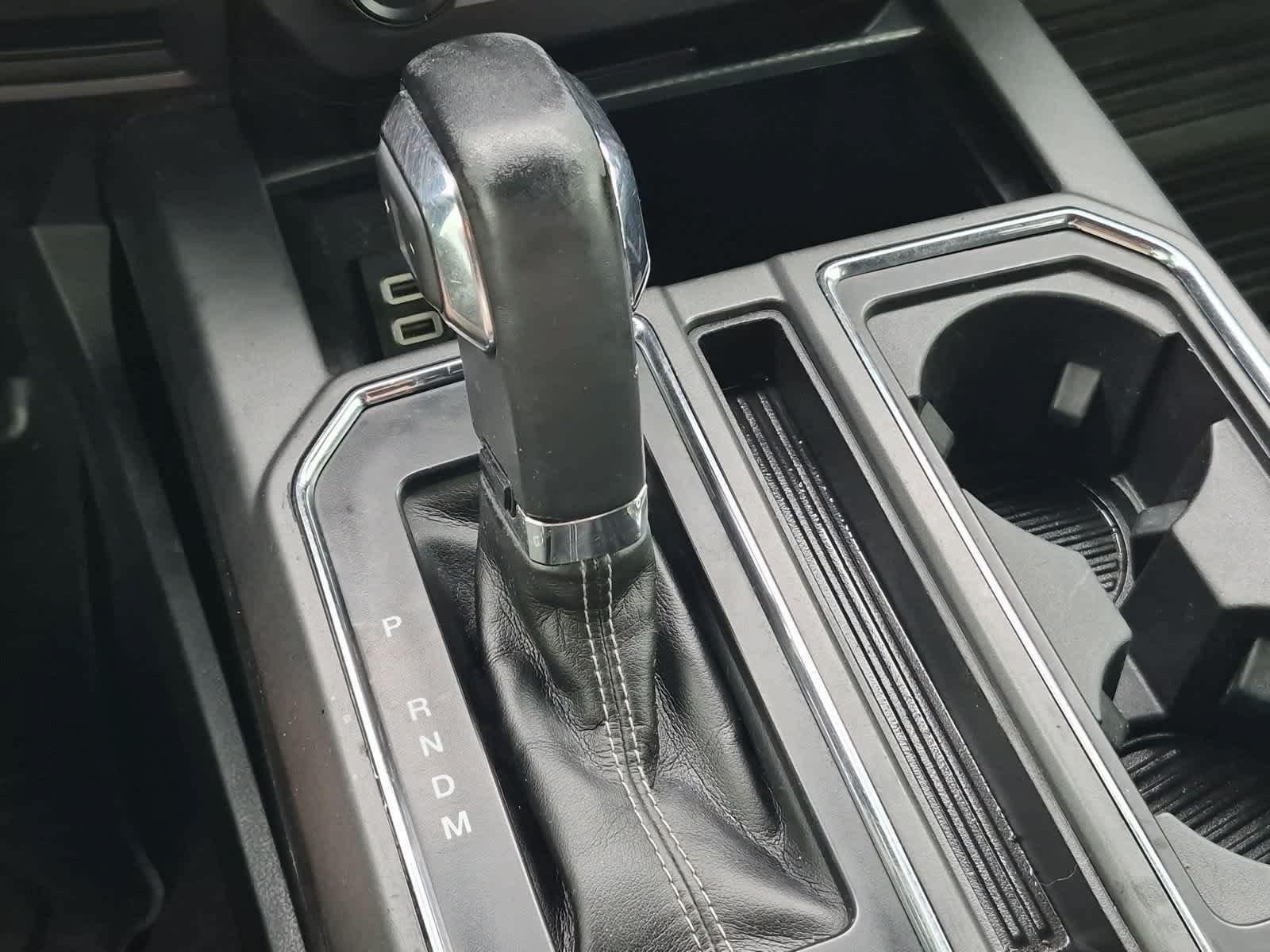 Used 2020 Ford F150 XLT w/ Equipment Group 302A Luxury AWD/4WD image 32