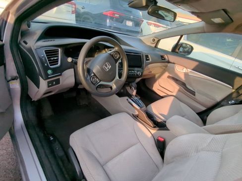 Used 2014 Honda Civic Hybrid Sedan image 7