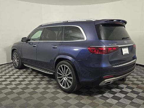 New 2026 Mercedes-Benz GLS 450 4MATIC image 3
