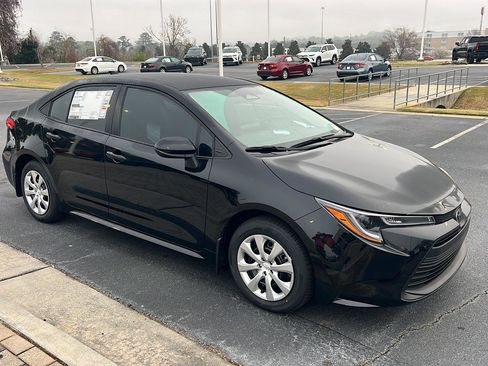 New 2026 Toyota Corolla LE image 8