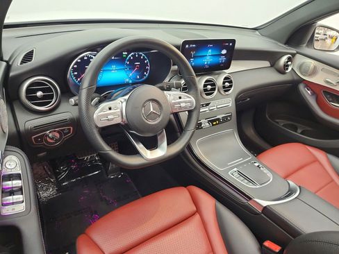 Used 2021 Mercedes-Benz GLC 300 4MATIC Coupe image 9