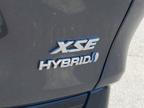 Used 2020 Toyota RAV4 XSE AWD/4WD image 11