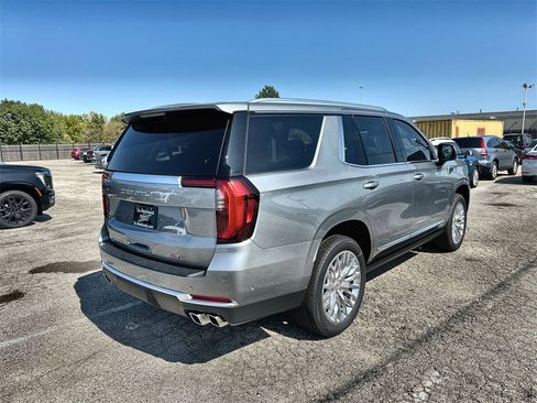 New 2026 GMC Yukon Denali w/ Sun & Power Step Package image 11