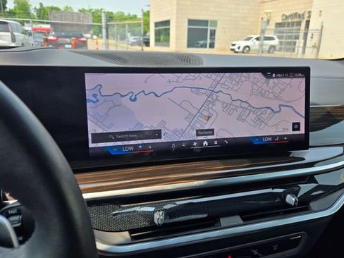 Used 2024 BMW X5 xDrive40i image 23