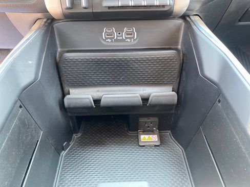 Used 2021 RAM 3500 Laramie AWD/4WD image 32