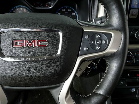 Used 2018 GMC Canyon Denali image 10