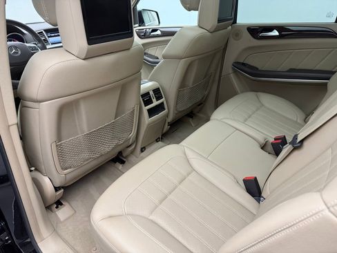 Used 2013 Mercedes-Benz GL 450 4MATIC image 22