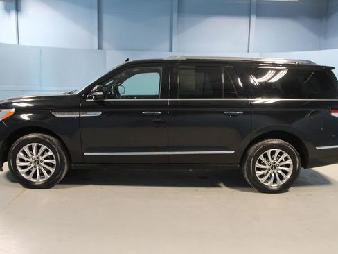 Used 2024 Lincoln Navigator L 4WD image 34