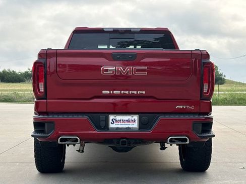 Used 2023 GMC Sierra 1500 AT4 w/ Technology Package AWD/4WD image 8