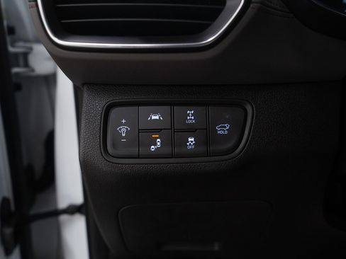 Used 2020 Hyundai Santa Fe SEL image 25