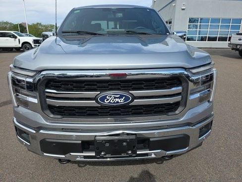 Used 2025 Ford F150 Lariat w/ Equipment Group 502A High AWD/4WD image 9