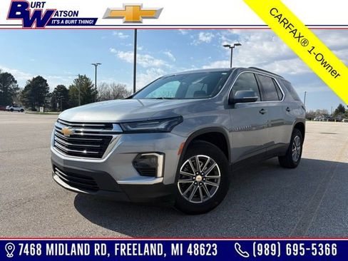 Used 2023 Chevrolet Traverse LT image 1
