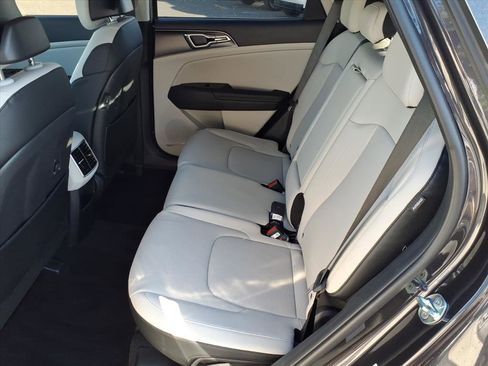 Used 2026 Kia Sportage EX image 15