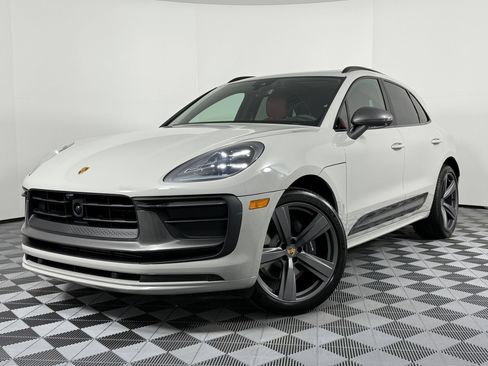 Certified 2026 Porsche Macan Turbo AWD/4WD image 1