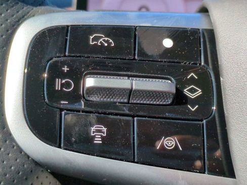 Used 2026 Genesis GV70 3.5T Sport Prestige AWD/4WD image 25