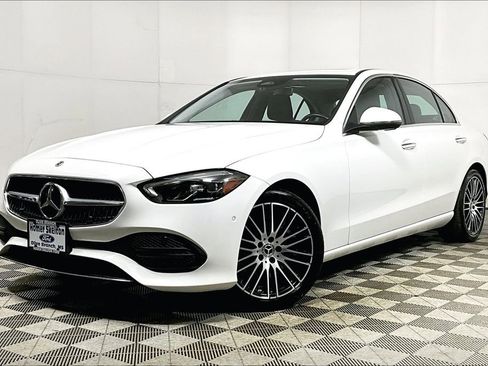 Used 2023 Mercedes-Benz C 300 Sedan image 2