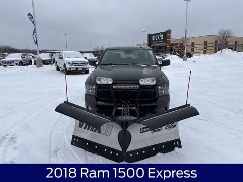 Used 2018 RAM 1500 Express w/ Black Ram 1500 Express Group image 3