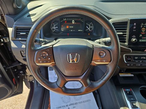 Certified 2022 Honda Passport TrailSport image 21