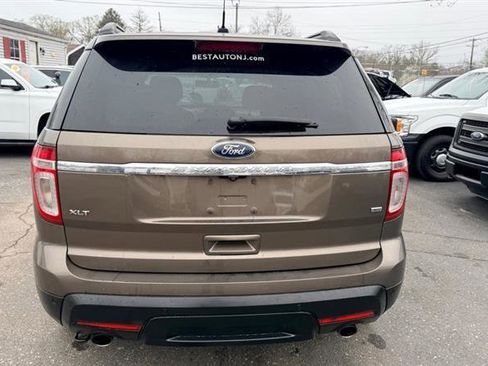 Used 2015 Ford Explorer XLT w/ Equipment Group 201B AWD/4WD image 7