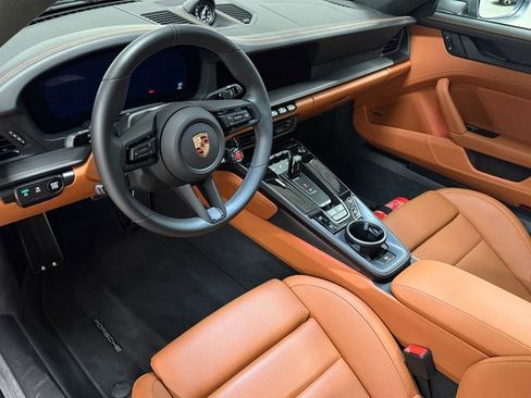 Certified 2025 Porsche 911 Carrera GTS RWD image 4