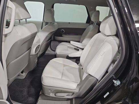 Used 2026 Hyundai Palisade Limited AWD/4WD image 27
