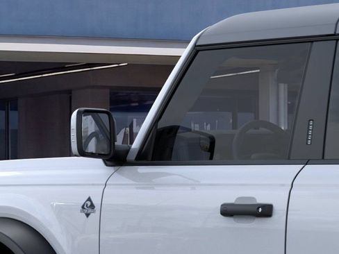 New 2026 Ford Bronco Outer Banks w/ Sasquatch Package AWD/4WD image 22