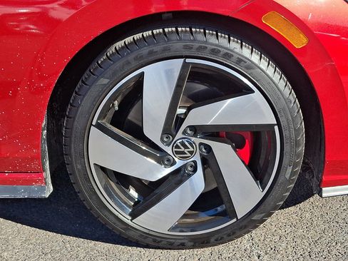 Used 2023 Volkswagen GTI S image 9