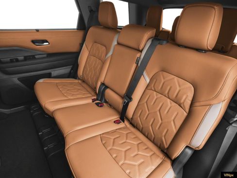 New 2026 Nissan Pathfinder Platinum AWD/4WD image 11