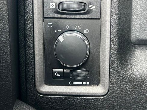 Used 2017 RAM 1500 Tradesman w/ Popular Equipment Group RWD image 22