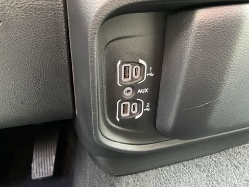 Certified 2025 RAM 1500 Laramie image 25