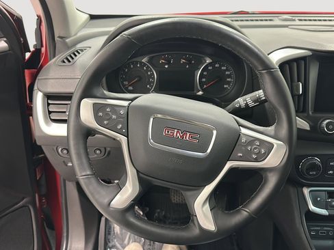 Used 2024 GMC Terrain SLT w/ Infotainment Package II AWD/4WD image 9