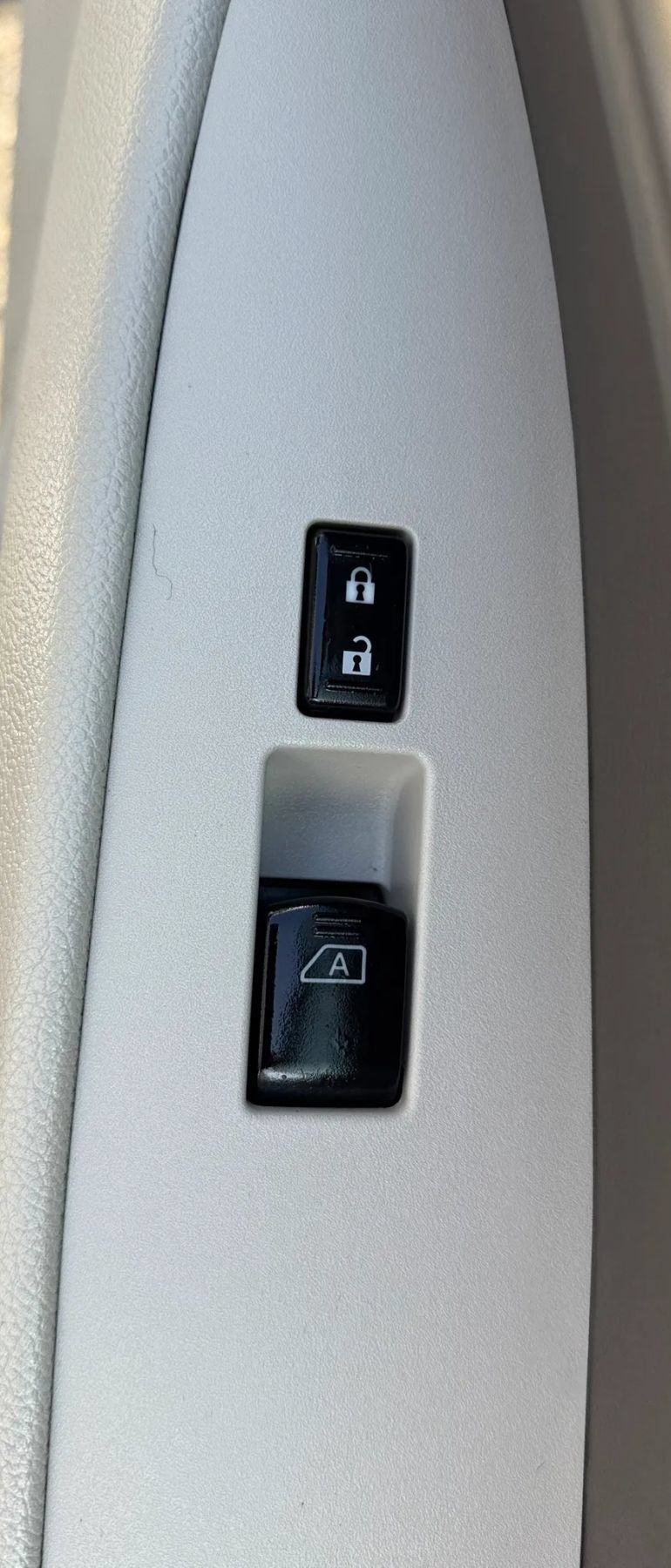 Used 2010 INFINITI G37 Journey w/ Premium Pkg RWD image 39