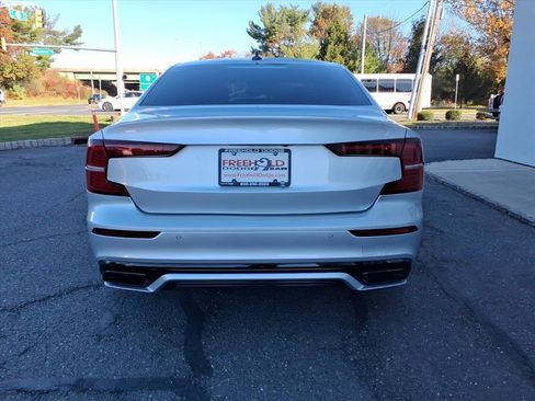 Used 2022 Volvo S60 B5 Momentum w/ Premium Package image 20