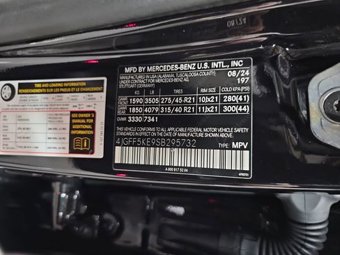 Certified 2025 Mercedes-Benz GLS 450 GLS 450 image 40