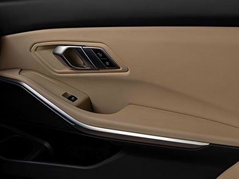 Used 2021 BMW 330i xDrive 330i xDrive w/ Convenience Package image 15