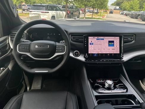 New 2026 Jeep Grand Wagoneer 4WD image 22