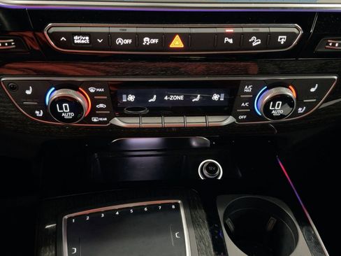 Used 2017 Audi Q7 3.0T Prestige image 17