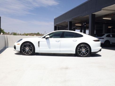 Certified 2023 Porsche Panamera Platinum Edition RWD image 2