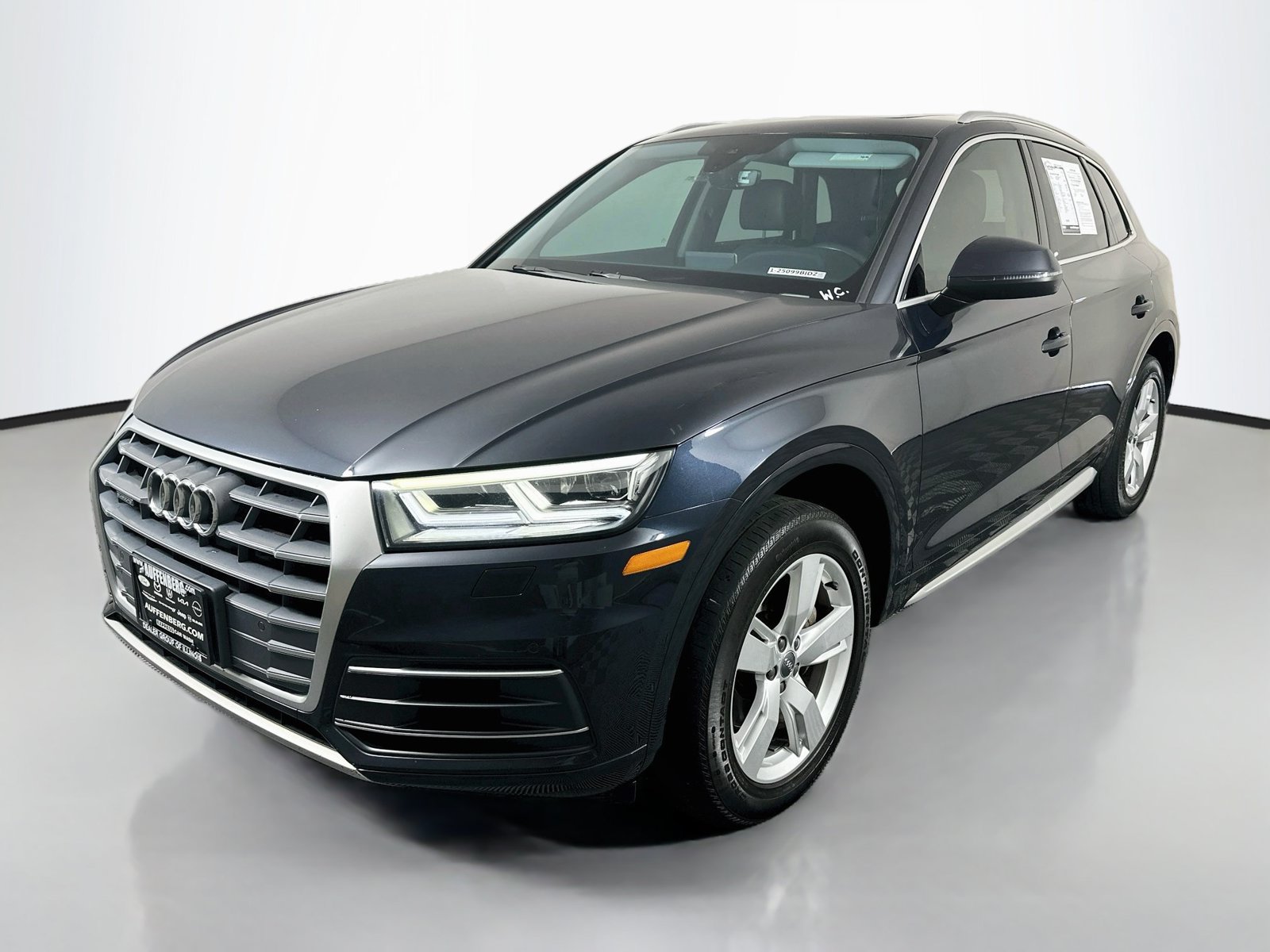 Used 2018 Audi Q5 2.0T Premium Plus w/ Premium Plus Package AWD/4WD image 3