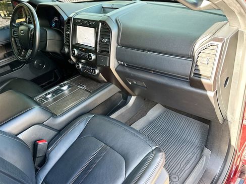 Used 2020 Ford Expedition Limited w/ Equipment Group 302A image 31