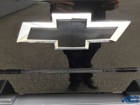 Used 2016 Chevrolet Silverado 3500 High Country w/ Duramax Plus Package image 17