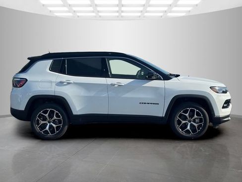 New 2026 Jeep Compass Limited AWD/4WD image 8