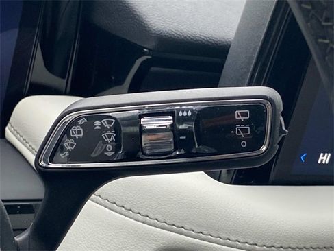 Used 2025 Lincoln Aviator 2WD image 23