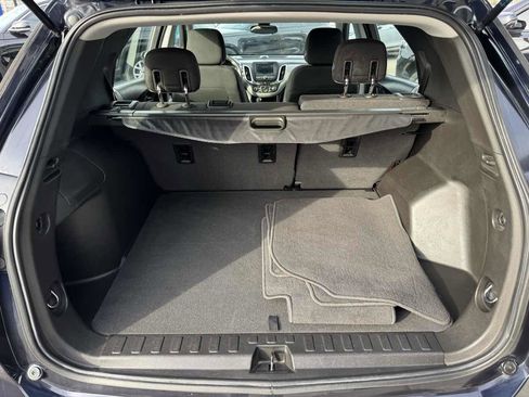 Used 2020 Chevrolet Equinox LS image 41